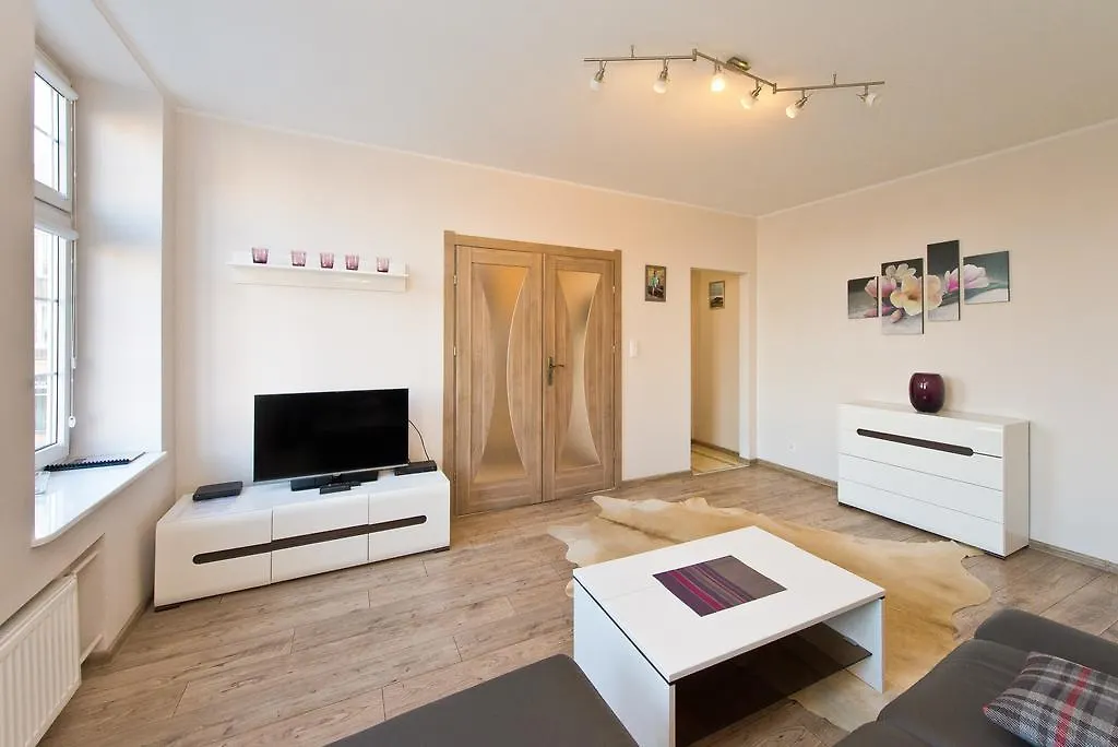 Gdanskie Apartamenty - Apartament Targ Rybny Z Widokiem Na Motlawe 0*, Gdansk